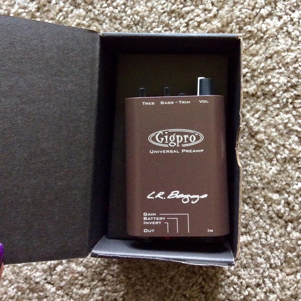 Universal Preamp - Picture 2 of 3